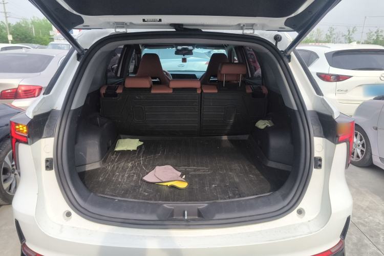 Used CHANGAN CS75 PLUS 2023 3rd Generation 1.5T Automatic Prestige Model
