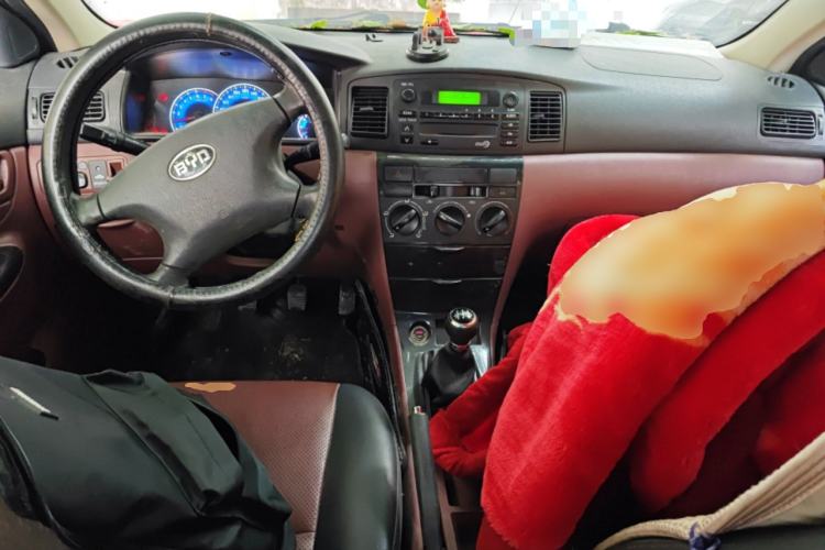 Used BYD F3 2012 Energy-Saving Model 1.5L Manual Comfort Version
