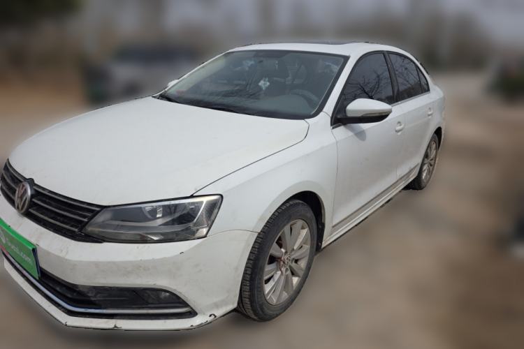 Used Volkswagen Sagitar 2015 1.6L Manual Comfort Model