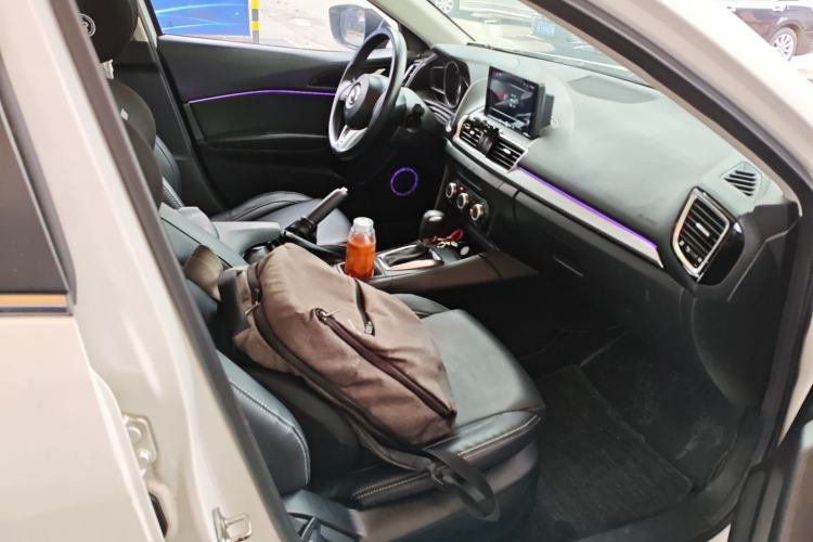 Used Mazda Mazda 3 Axela 2016 Sedan 1.5L Automatic Comfort Model
