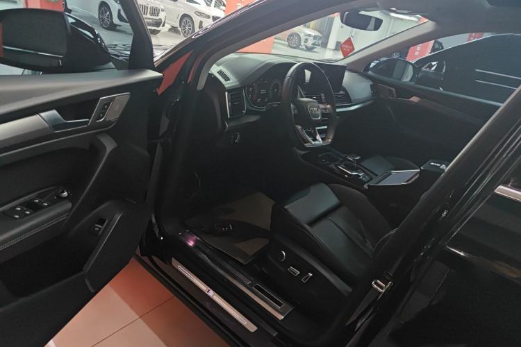 Used Audi Q5L 2022 40T Luxury Dynamic Model
