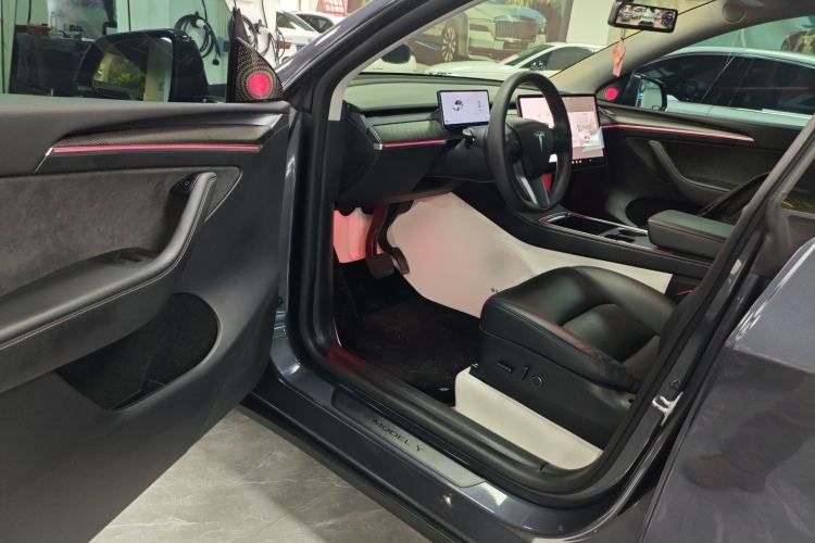 Used Tesla Model Y 2021 Standard Range Rear-Wheel Drive Version
