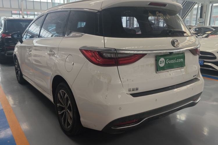 Used BYD Song MAX 2019 1.5T Automatic Smart Connect ZhiLian RuiDong Model 7 Seats China V Emission Standard
