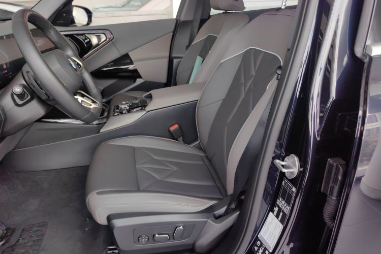 Used BMW X3 2025 xDrive30L Luxury Edition M Sport Package Left Front Seat