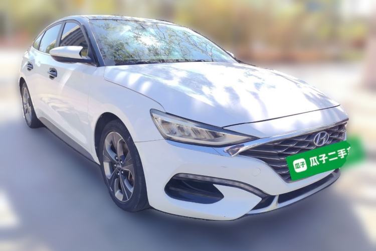 Used Hyundai Lafesta 2019 280TGDi Smart Speed Version China VI Standard Front Right 45 Deg