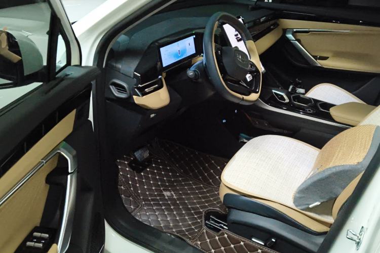 Used Geely Auto FX11 2023 1.5TD DCT Prestige Edition
