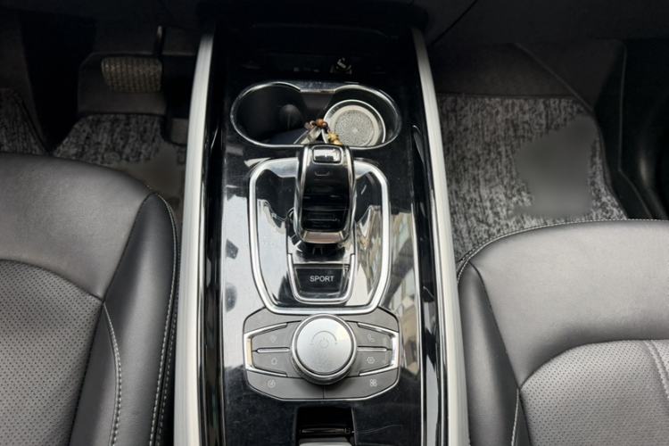 Used EXEED Lingyun 2019 1.6T Two-Wheel Drive Diamond Edition
