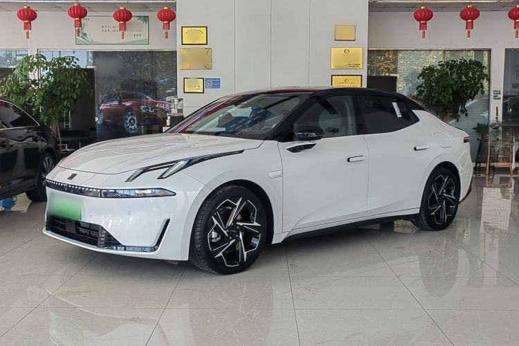 Used Lynk & Co 07 2024 EM-P 126 Long-Range Ultra Exterior 2