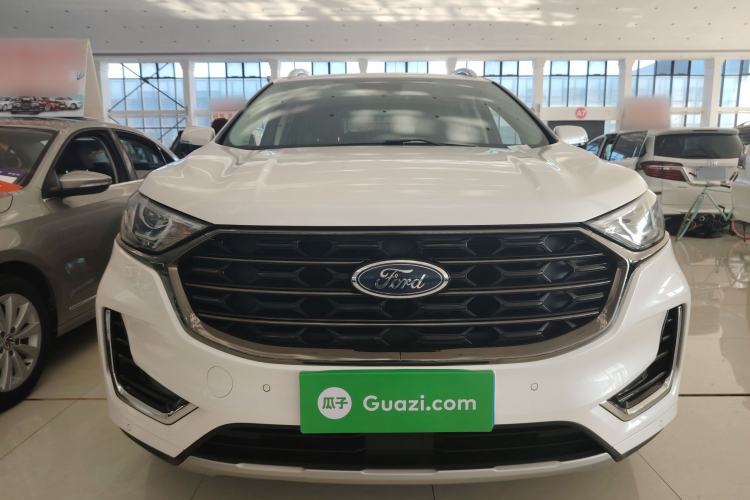 Used Ford Edge 2021 PLUS EcoBoost 245 Two-Wheel-Drive Titanium 7-Seater
