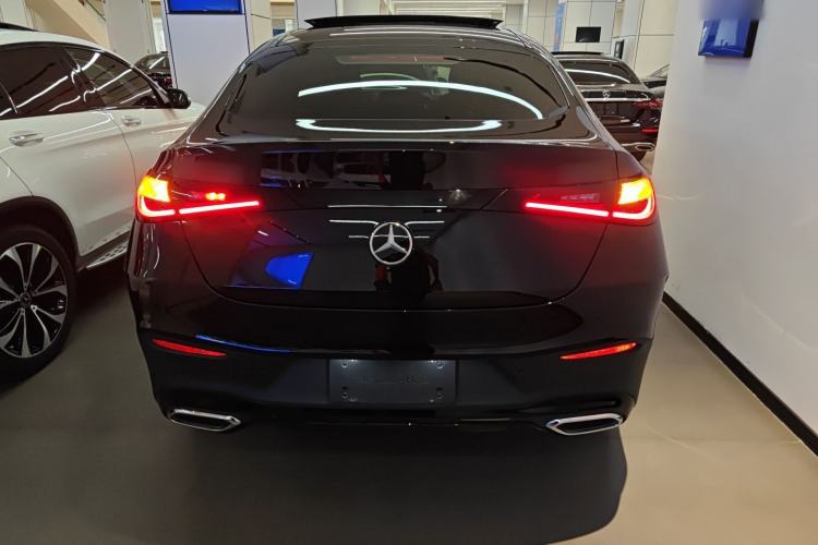 Used Mercedes-Benz GLC Coupe 2024 GLC 260 4MATIC Coupe SUV
