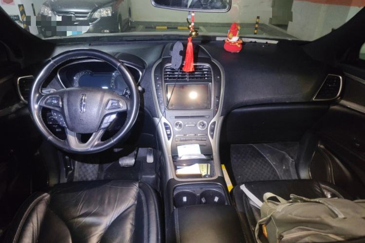 Used Lincoln MKX 2017 2.0T Two-Wheel Drive Deluxe Edition
