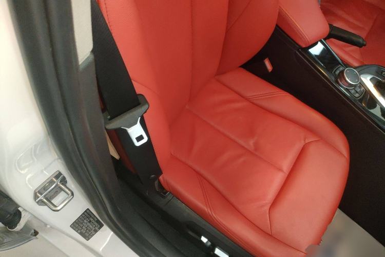 Used BMW 3 Series 2016 316i Fashion Model
