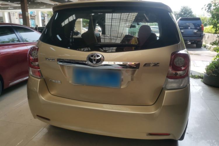 Used Toyota Verso 2014 Starlight 180E CVT Elite Edition