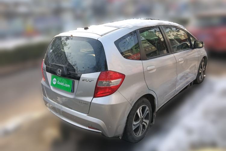 Used Honda Fit 2011 1.3L automatic comfort version
