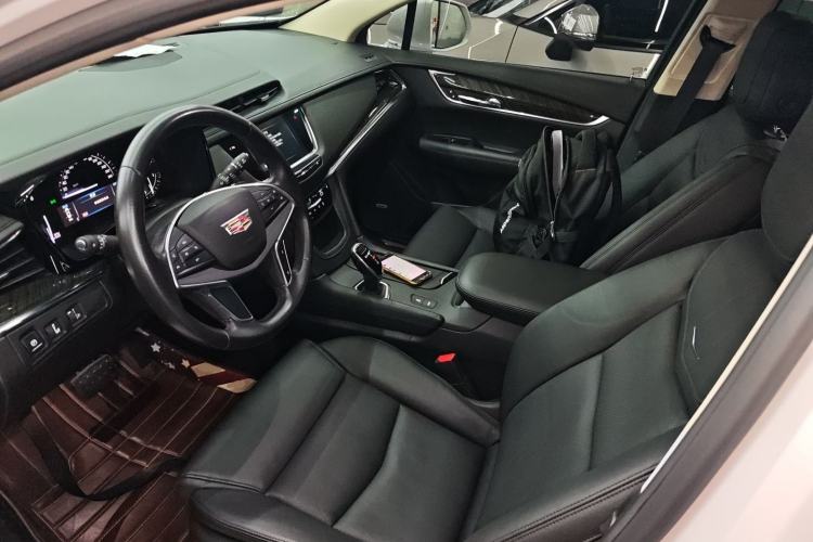 Used Cadillac XT5 2016 25T Luxury Model
