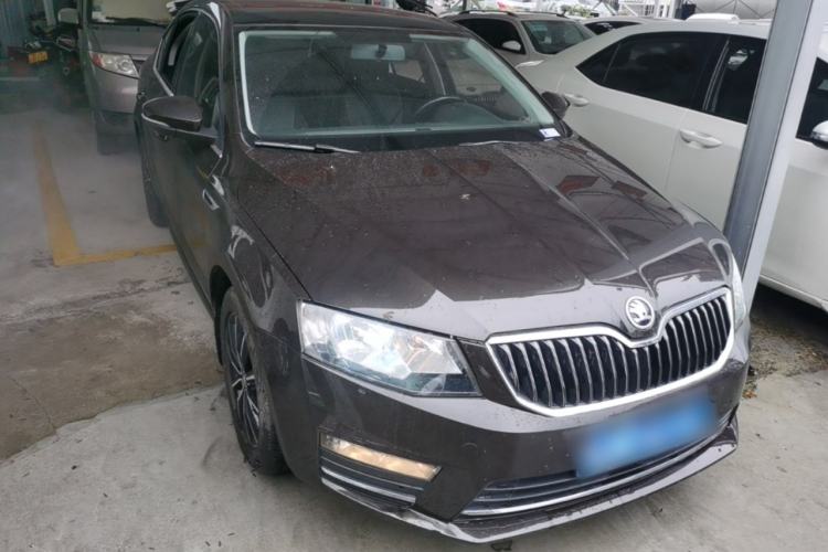 Used Skoda Octavia 2017 1.6L Automatic Smart Drive Edition