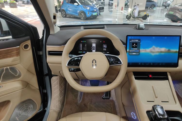 Used Hima AITO M7 2024 1.5T Intelligent Driving 4WD Max Edition 5 Seats
