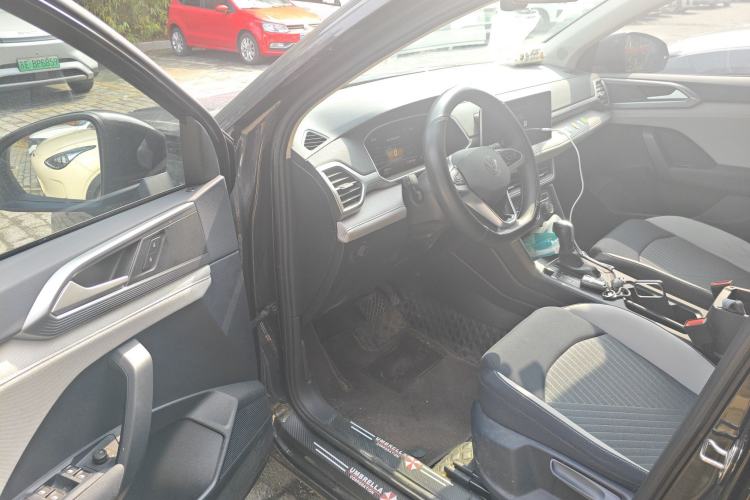 Used Volkswagen Tharu 2024 300TSI Two-Wheel-Drive Crescent Edition