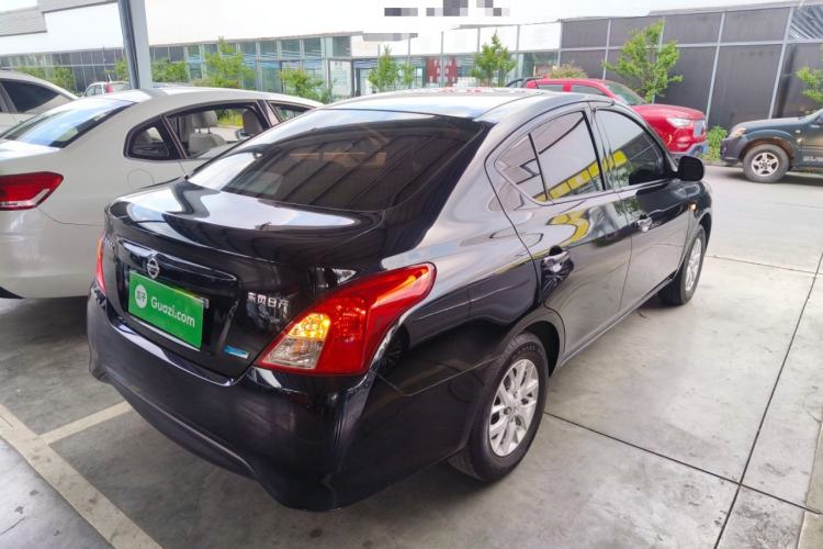 Used Nissan Sunny 2015 1.5XE Manual Comfort Edition Rear Right 45 Deg