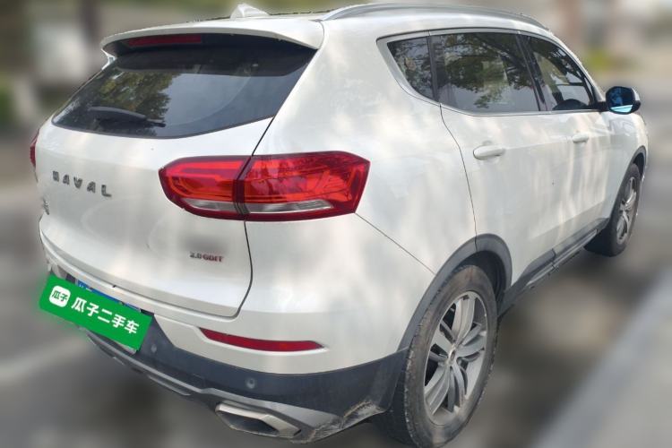 Used Haval H6 2017 Red Label 2.0T Automatic Two-Wheel Drive ZhiShang Model
