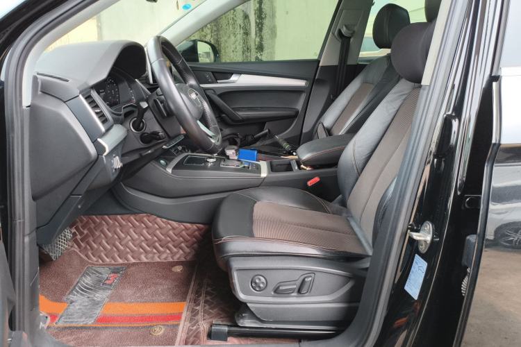 Used Audi Q5L 2018 40 TFSI Prestige Fashion Edition China V Left Front Seat