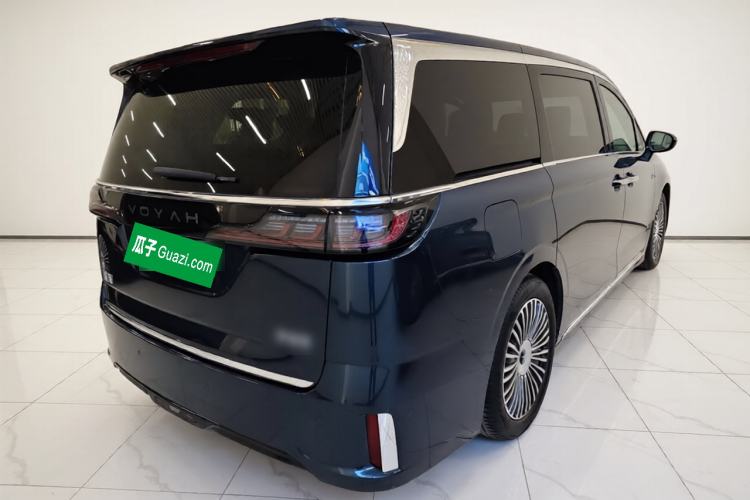 Used VOYAH Dream 2025 PHEV Four-Wheel-Drive Flagship Kunpeng Edition
