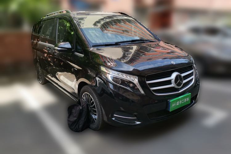 Used Mercedes-Benz V-Class 2018 V 260 Prestige Edition China VI Front Right 45 Deg