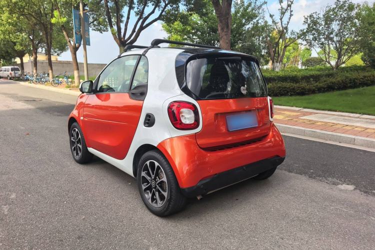 Used smart fortwo 2015 1.0L 52 kW Hardtop Passion Edition
