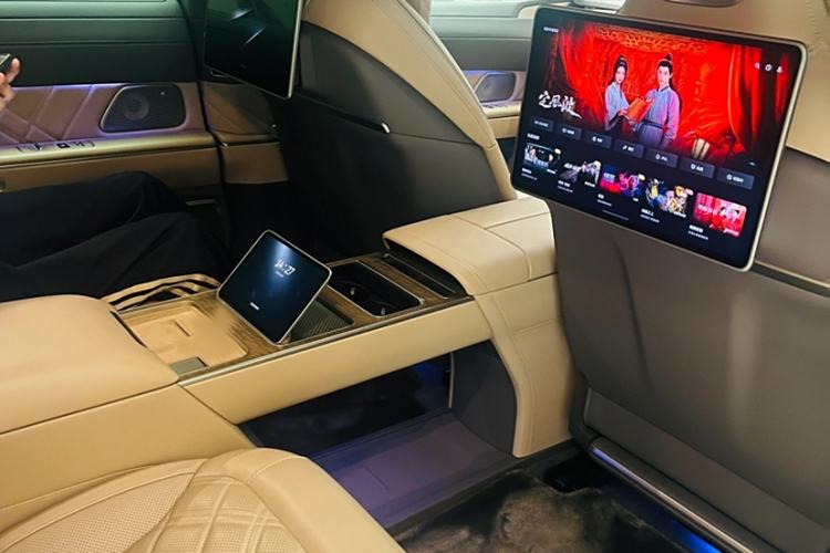 Used Nio ET9 2025 100 kWh