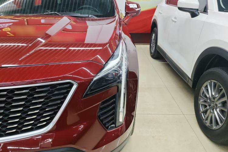 Used Cadillac XT4 2018 28T Two-Wheel Drive Leading Version Left Front Headlight