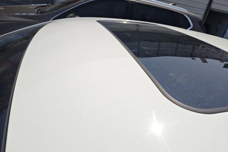 Used Roewe i5 2023 1.5L CVT Luxury Edition Roof