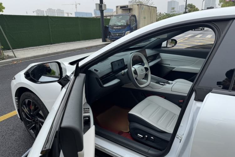 Used Dongfeng eπ eπ007 2024 530 Pro Version Interior 3