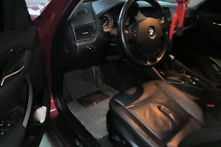 Used BMW X1 2010 sDrive18i Luxury Model Driver Seat