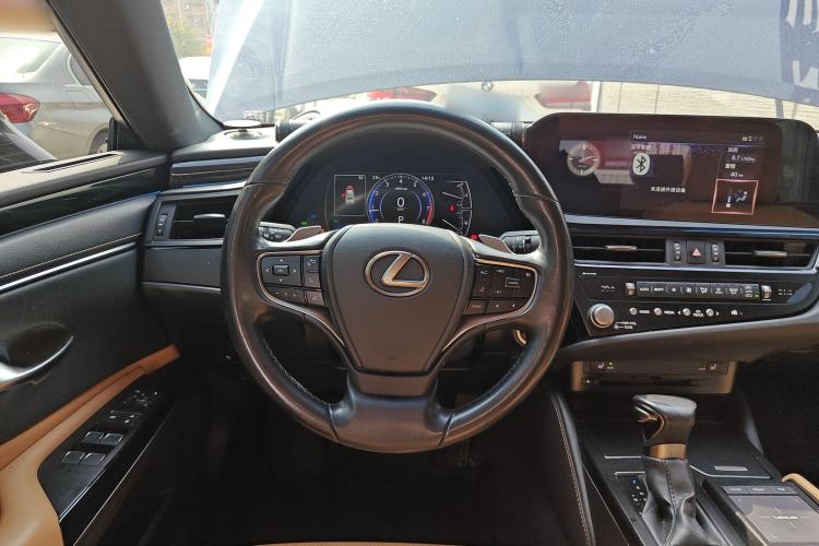 Used Lexus ES 2021 200 Excellence Edition