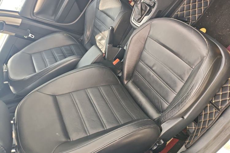 Used Volkswagen Lavida 2013 Revised Version 1.6L Automatic Luxury Edition
