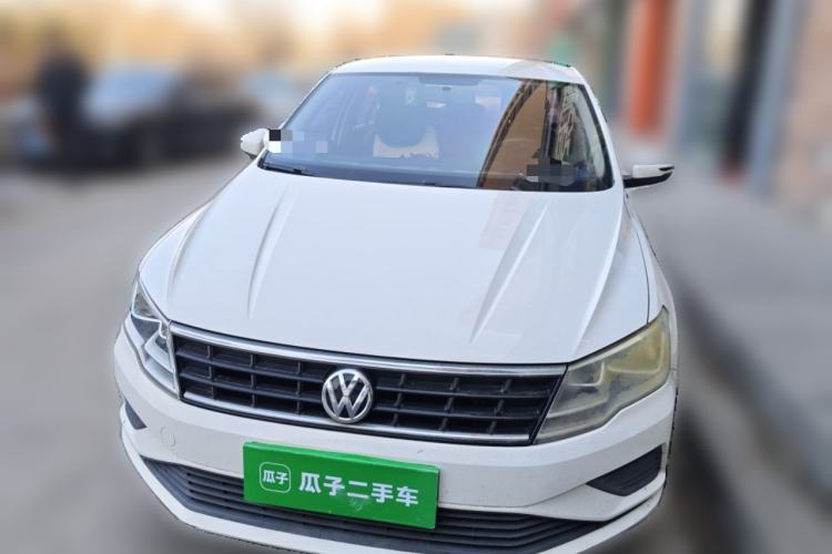 Used Volkswagen Jetta 2017 1.5L Manual Fashion Edition