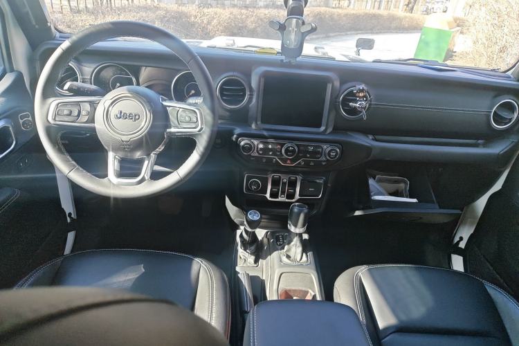 Used Jeep Gladiator 2024 3.6L Camping Edition