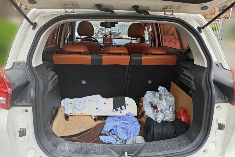 Used BAIC Senova X35 2016 1.5L Automatic Luxury Edition Trunk