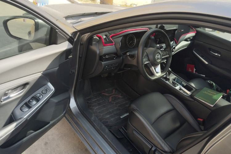 Used Nissan Sylphy 2022 1.6L XL CVT Enjoyment Edition Driver Seat