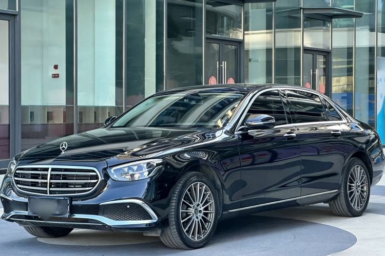 Used Mercedes-Benz E-Class 2023 Facelift E 260 L
