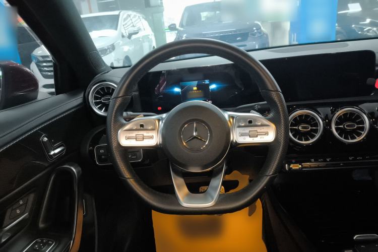 Used Mercedes-Benz A-Class 2021 A 200 L Sport Sedan Fashion Model
