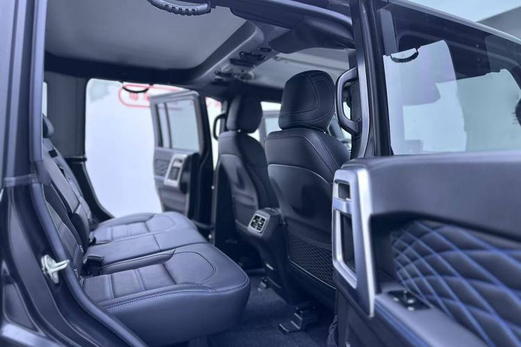 Used BAIC Off-Road BJ40 2023 2.0D Automatic Four-Wheel Drive Blade Hero Edition Adventurer Type