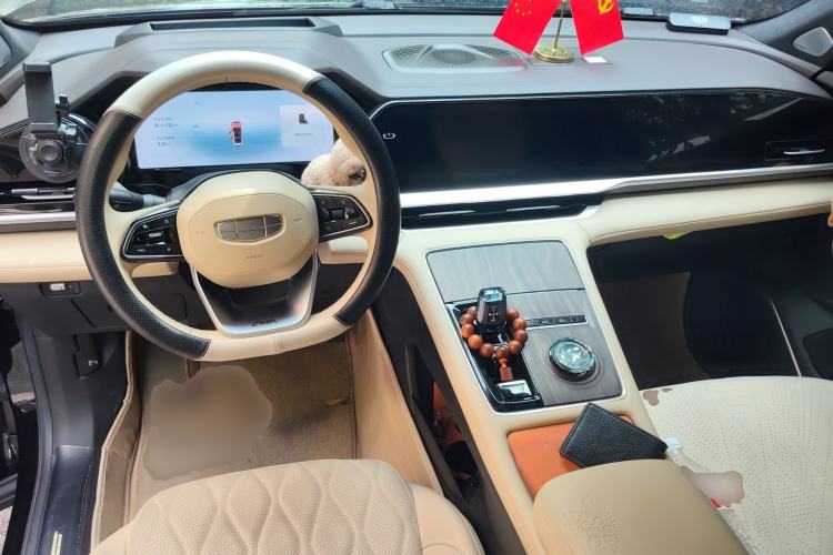 Used Geely Auto Monjaro L 2025 Dongfang Yao 2.0TD Automatic Lanxing Edition
