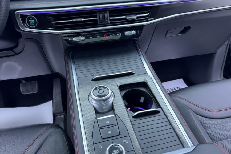 Used Ford Explorer 2023 EcoBoost 285 4x4 ST-LINE 6-Seater
