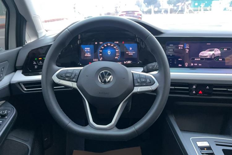 Used Volkswagen Golf 2023 280TSI DSG Pro
