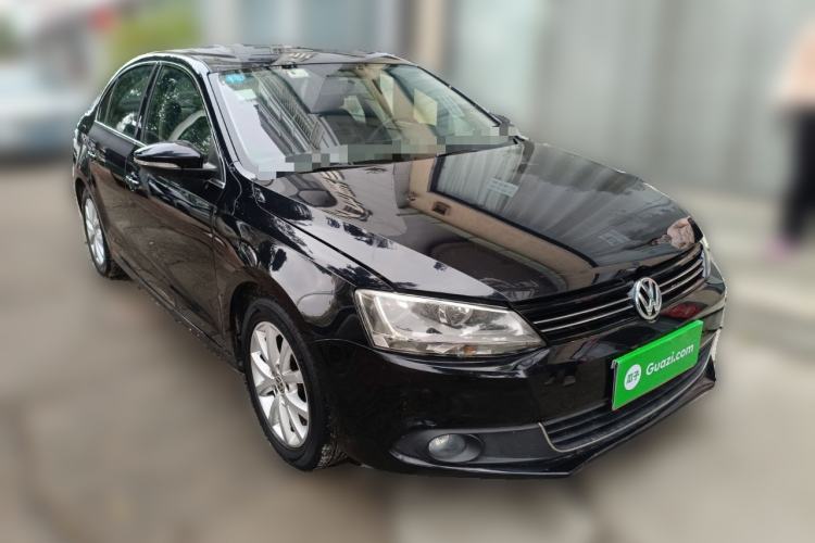 Used Volkswagen Sagitar 2012 1.6L Manual Comfort Model Front Right 45 Deg