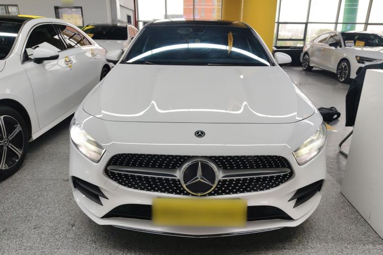 Used Mercedes-Benz A-Class 2020 Facelift A 180 L Sport Sedan Special Configuration
