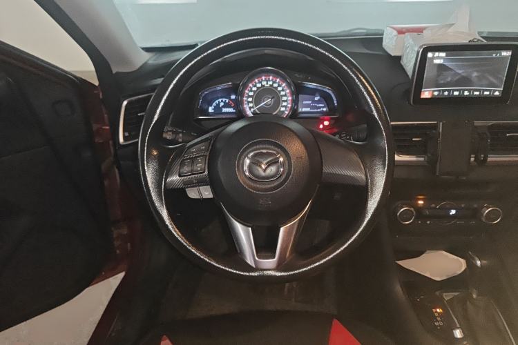 Used Mazda Mazda 3 Axela 2016 Sedan 1.5L Automatic Luxury Model