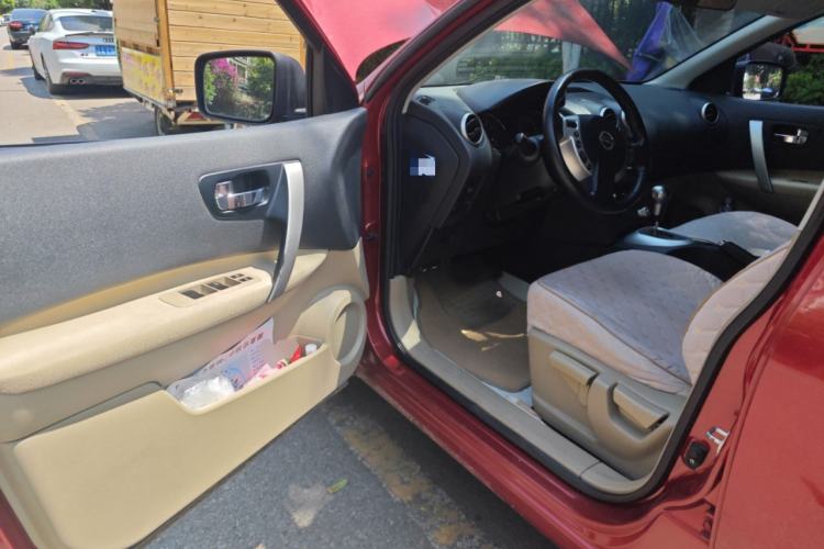 Used Nissan Qashqai 2012 2.0 XL Fire CVT 2WD Driver Seat