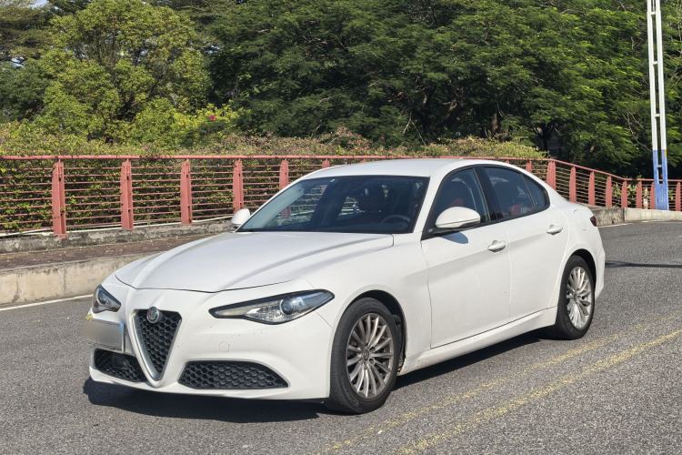 Used Alfa Romeo Giulia 2017 2.0T 200HP Elite Edition